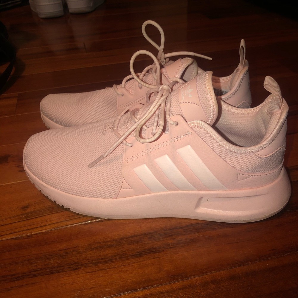 ADIDAS SNEAKERS